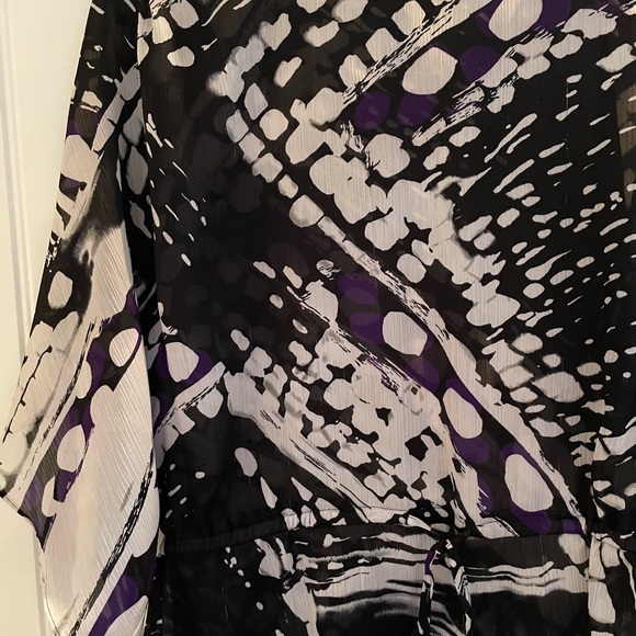 Sheer three quarter length blouse - Picture 2 of 2